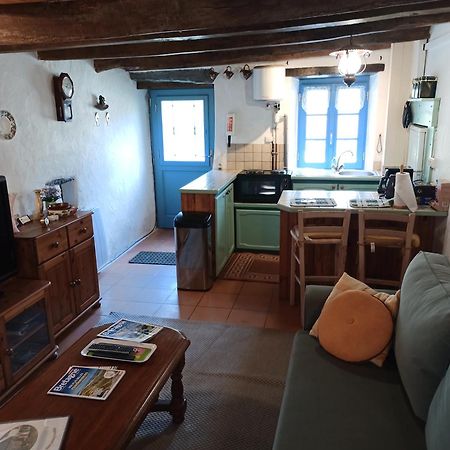 La Maison De Poupee Berrien المظهر الخارجي الصورة